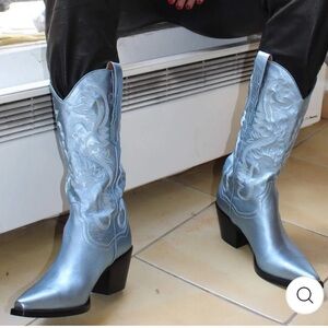 Jeffrey Campbell - Dagget in Light Blue Metallic
Western Cowboy Boots